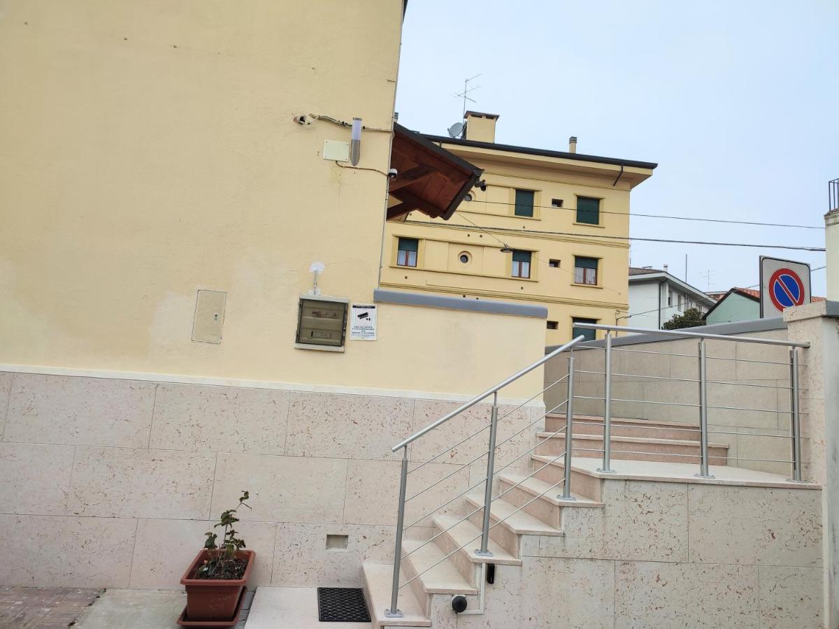 Nuova Fiera Camera Verona Exteriér fotografie